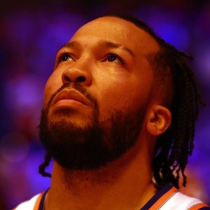 开云体育在线入口-连轰3场40+送走76人！布朗森化身超级孤星比肩乔丹